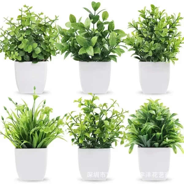 Potted Artificial Green Plant for Indoor/Outdoor