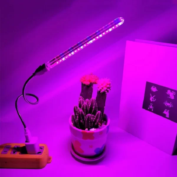 Portable Full-Spectrum LED Grow Light with USB